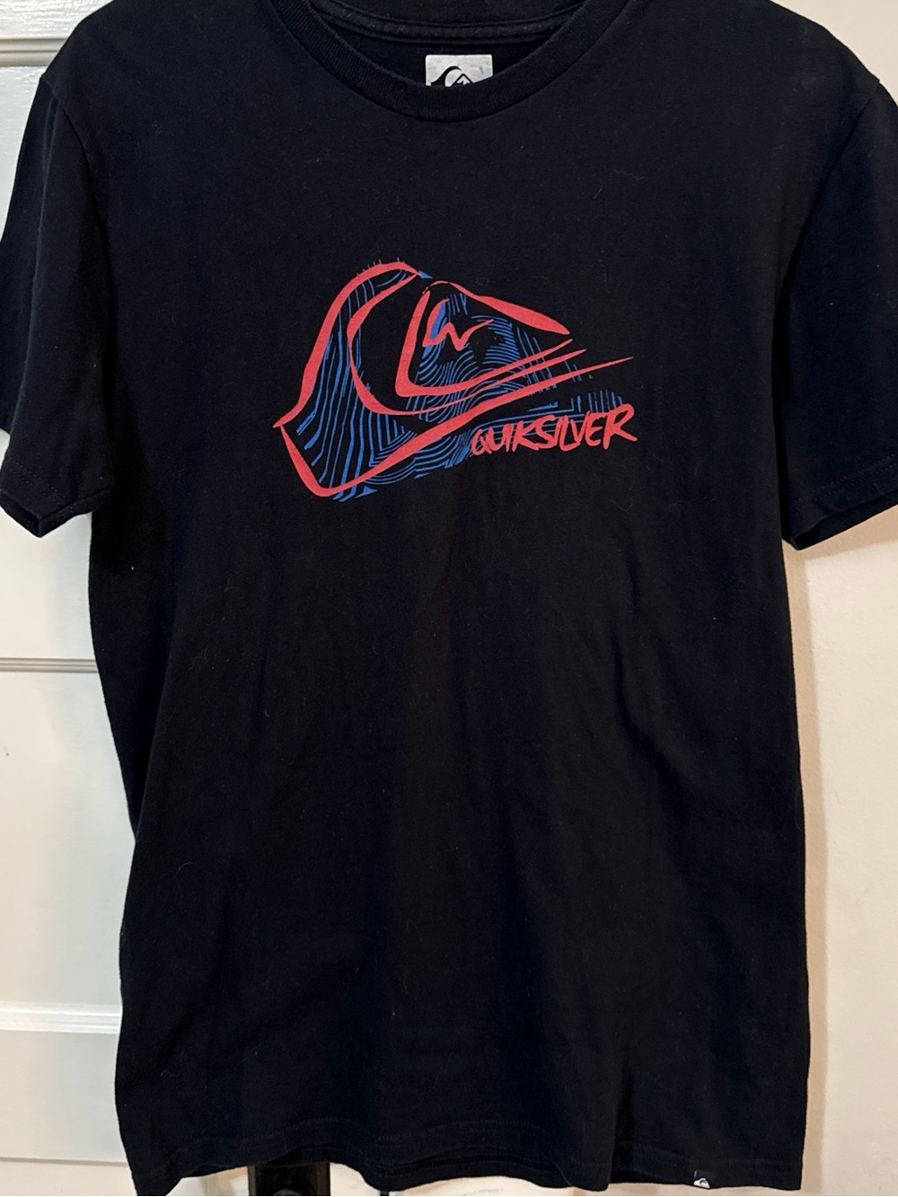 Quiksilver Black Short-Sleeve Tee with Red and Blue Graphic